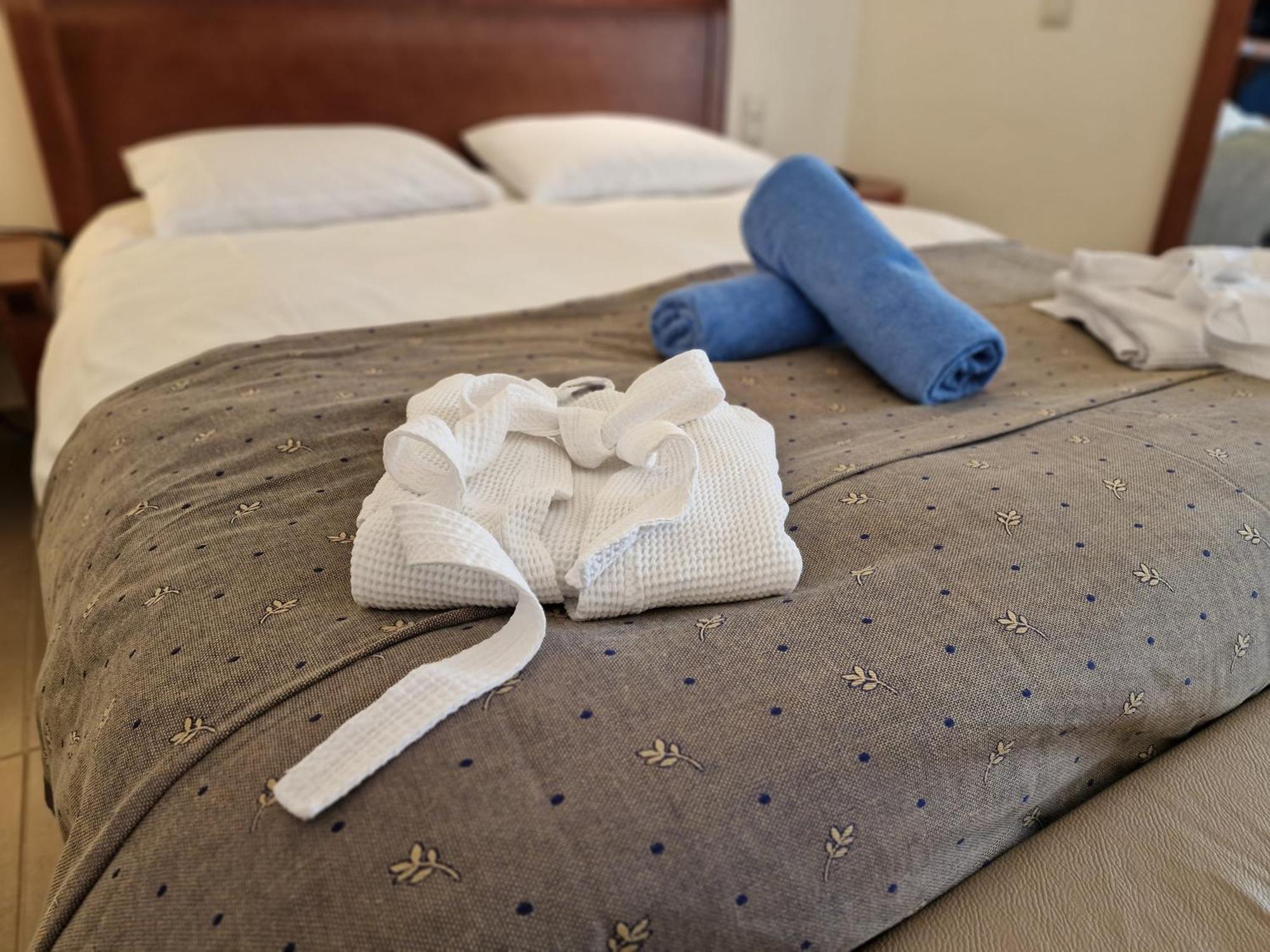Apollonia Beach Resort & Spa Amoudara Lasithiou Exteriör bild